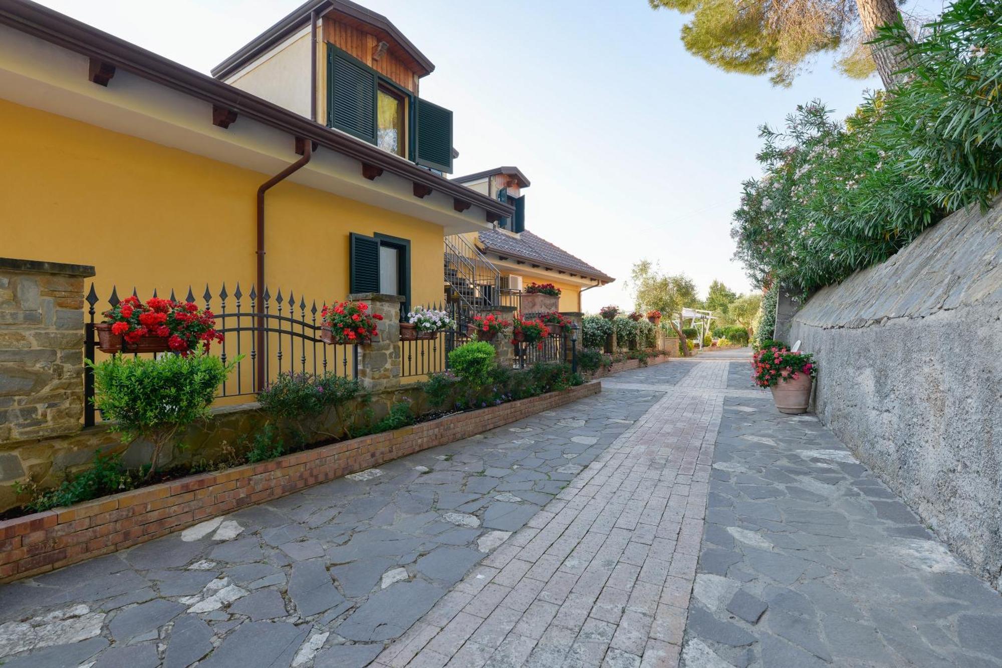 Villa Elaia サンタ・マリア・ディ・カステッラバーテ エクステリア 写真